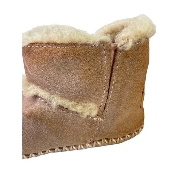 Ugg Lemmy 1012146I Baby Girl Pink Moccasisn Shearling Lined Suede Boots 4 / 5 - Picture 4 of 16